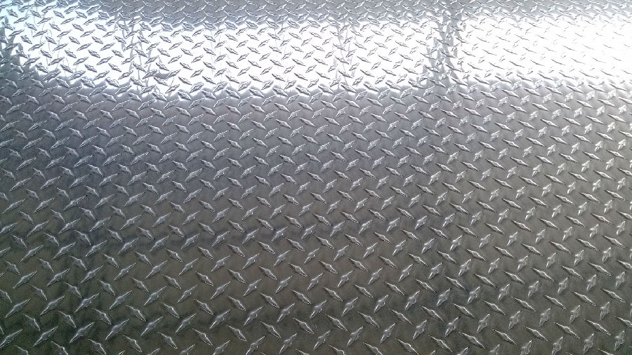 供應花紋鋁板廠家直銷五條筋花紋板_中鋁網(wǎng)